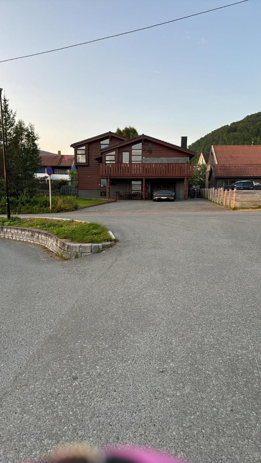 Very Centrally Located Apartment With Free Parking Tromsø Dış mekan fotoğraf